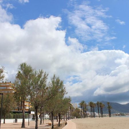 Beautiful Apartment In Front Of Beach, Pool, View Roses Exterior foto