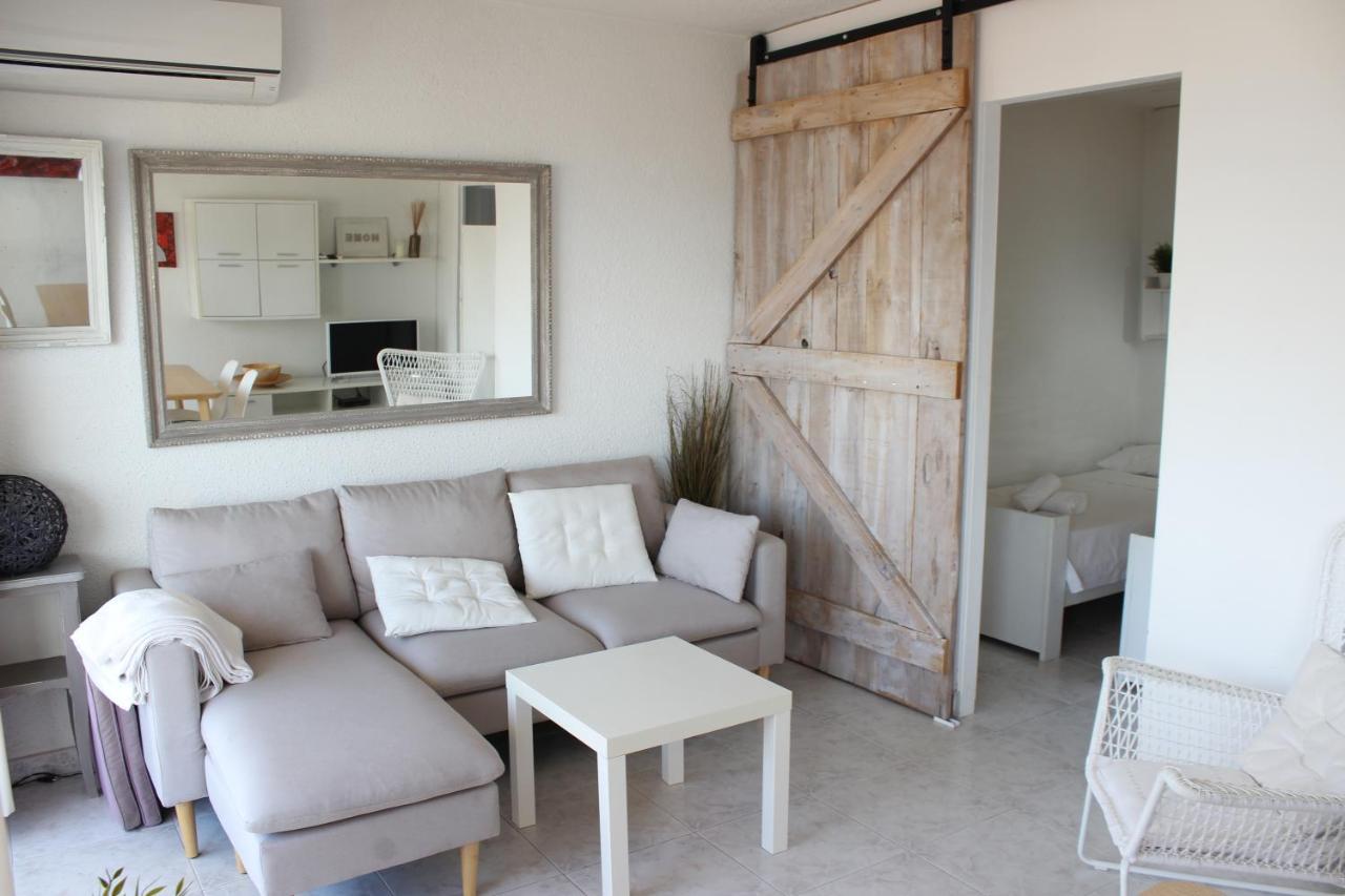 Beautiful Apartment In Front Of Beach, Pool, View Roses Exterior foto